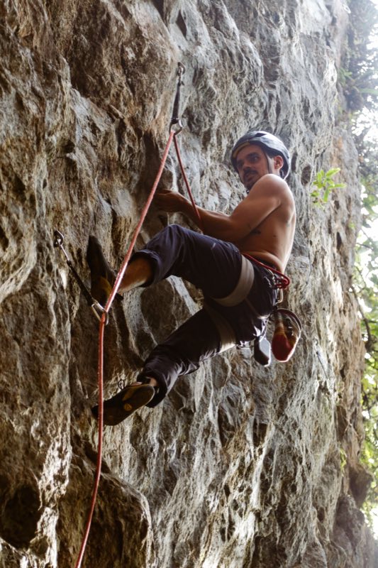 Escalador en La Peña